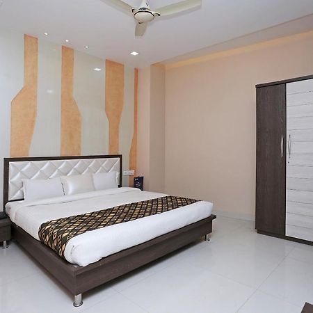 Oyo 10360 Hotel Grand Manoranjan Gorakhpur Exterior photo