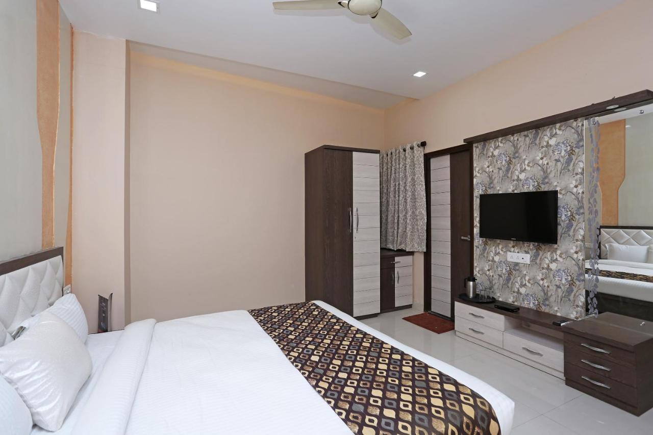 Oyo 10360 Hotel Grand Manoranjan Gorakhpur Exterior photo