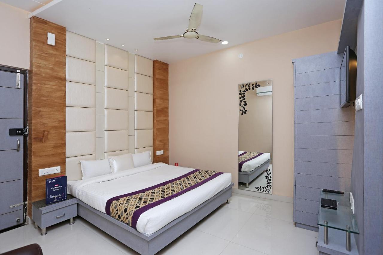 Oyo 10360 Hotel Grand Manoranjan Gorakhpur Exterior photo